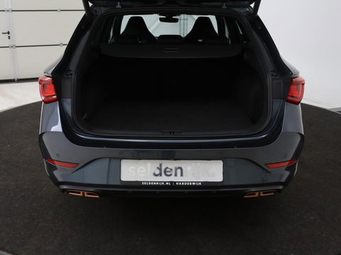 CUPRA Leon 1.4 e-Hybrid VZ Performance | Stoel & Stuurverwarming | Adaptive cruise | Carplay | Camera | Memory | Sportstoelen | Full LED