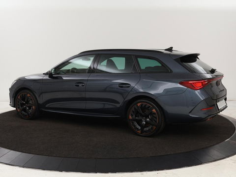 CUPRA Leon 1.4 e-Hybrid VZ Performance | Stoel & Stuurverwarming | Adaptive cruise | Carplay | Camera | Memory | Sportstoelen | Full LED