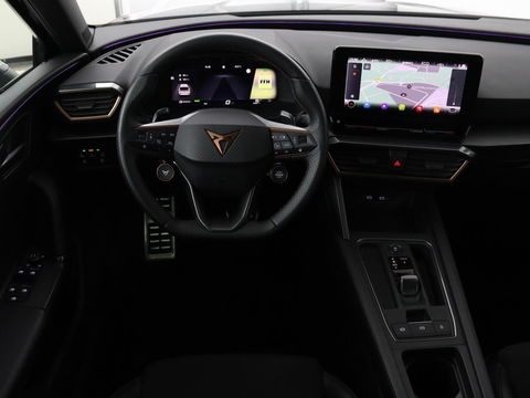 CUPRA Leon 1.4 e-Hybrid VZ Performance | Stoel & Stuurverwarming | Adaptive cruise | Carplay | Camera | Memory | Sportstoelen | Full LED