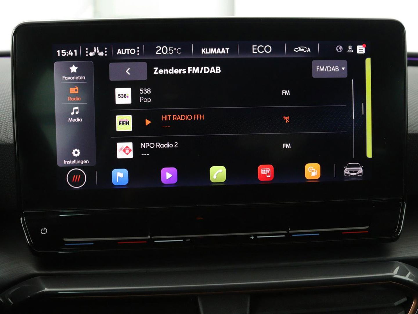 CUPRA Leon 1.4 e-Hybrid VZ Performance | Stoel & Stuurverwarming | Adaptive cruise | Carplay | Camera | Memory | Sportstoelen | Full LED