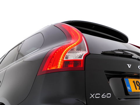 Volvo XC60 2.4 D5 AWD R-Design Aut. *PANO | FULL-LEATHER | XENON | NAVI-FULLMAP | PREMIUN-SOUND | CAMERA | SPORT-SEATS | HEATED-SEATS | 20''ALU | TOWBAR*