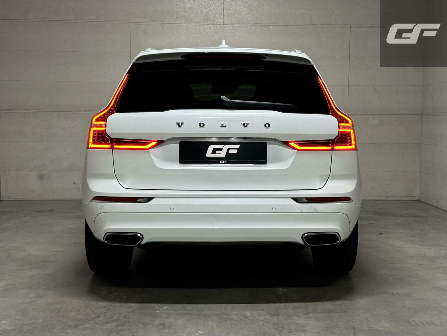 Volvo XC60 2.0 T8 Twin Engine AWD Inscription Pano Leer Trek