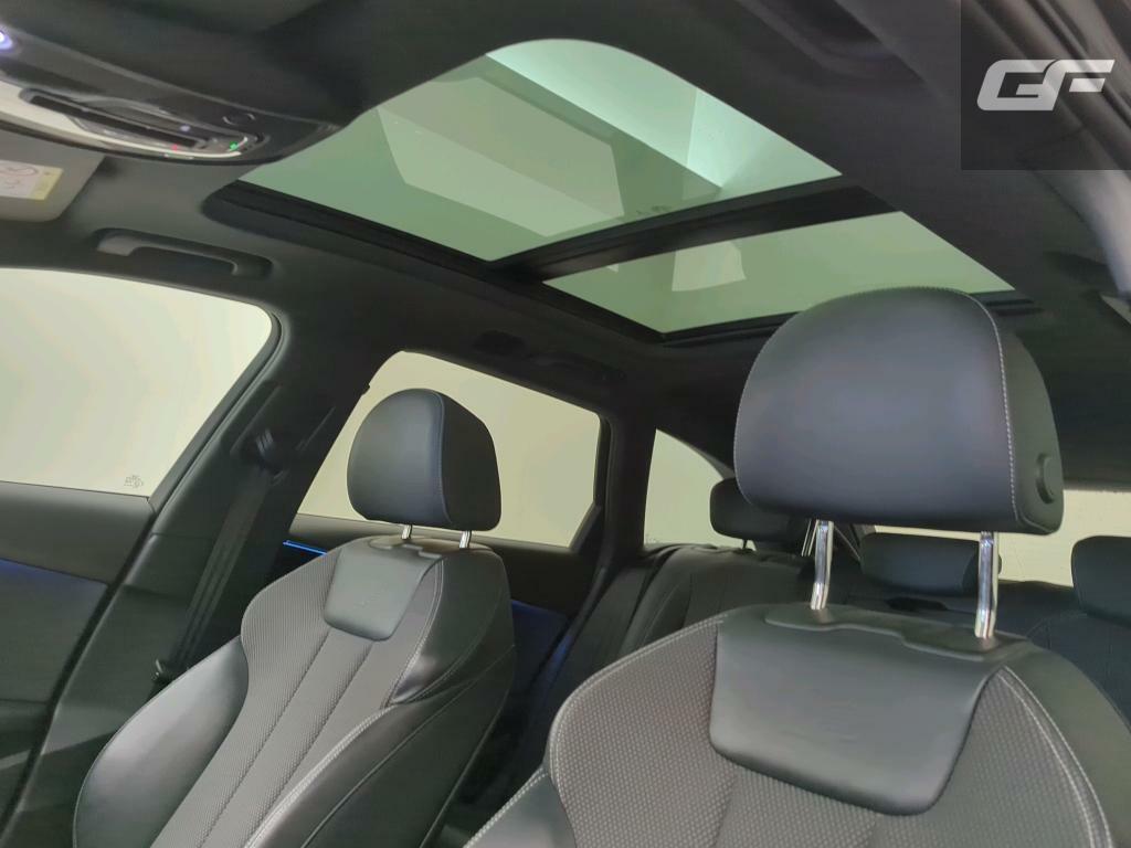 Audi A4 Avant 35 TFSI S-Line Black Edition Pano Virtual Sfeer NAP