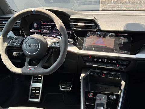 Audi A3 Sportback 2.5 TFSI RS 3 quattro PANO|HUD|Adaptive|B&O