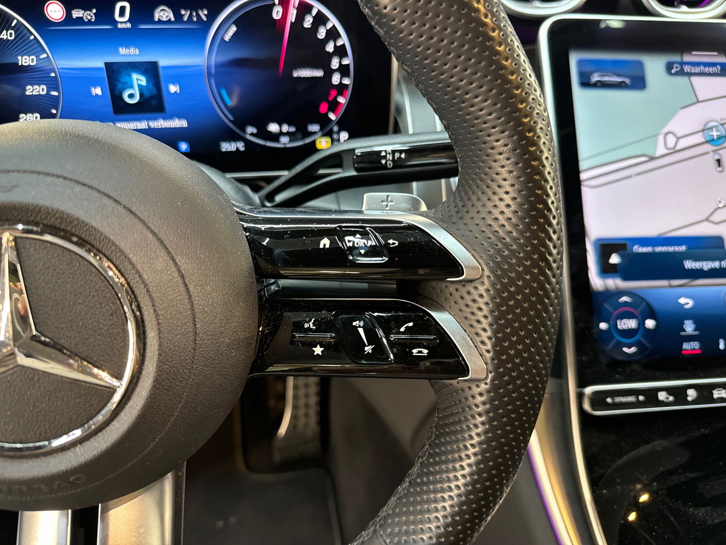 Mercedes-Benz GLC 400e 4Matic AMG Pano|HuD|Luchtvering
