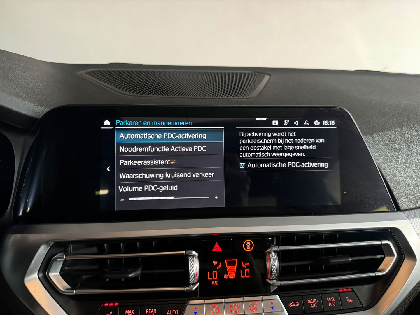 BMW 3-serie 330e High Executive M Sport Pano|HuD|ACC|Laser