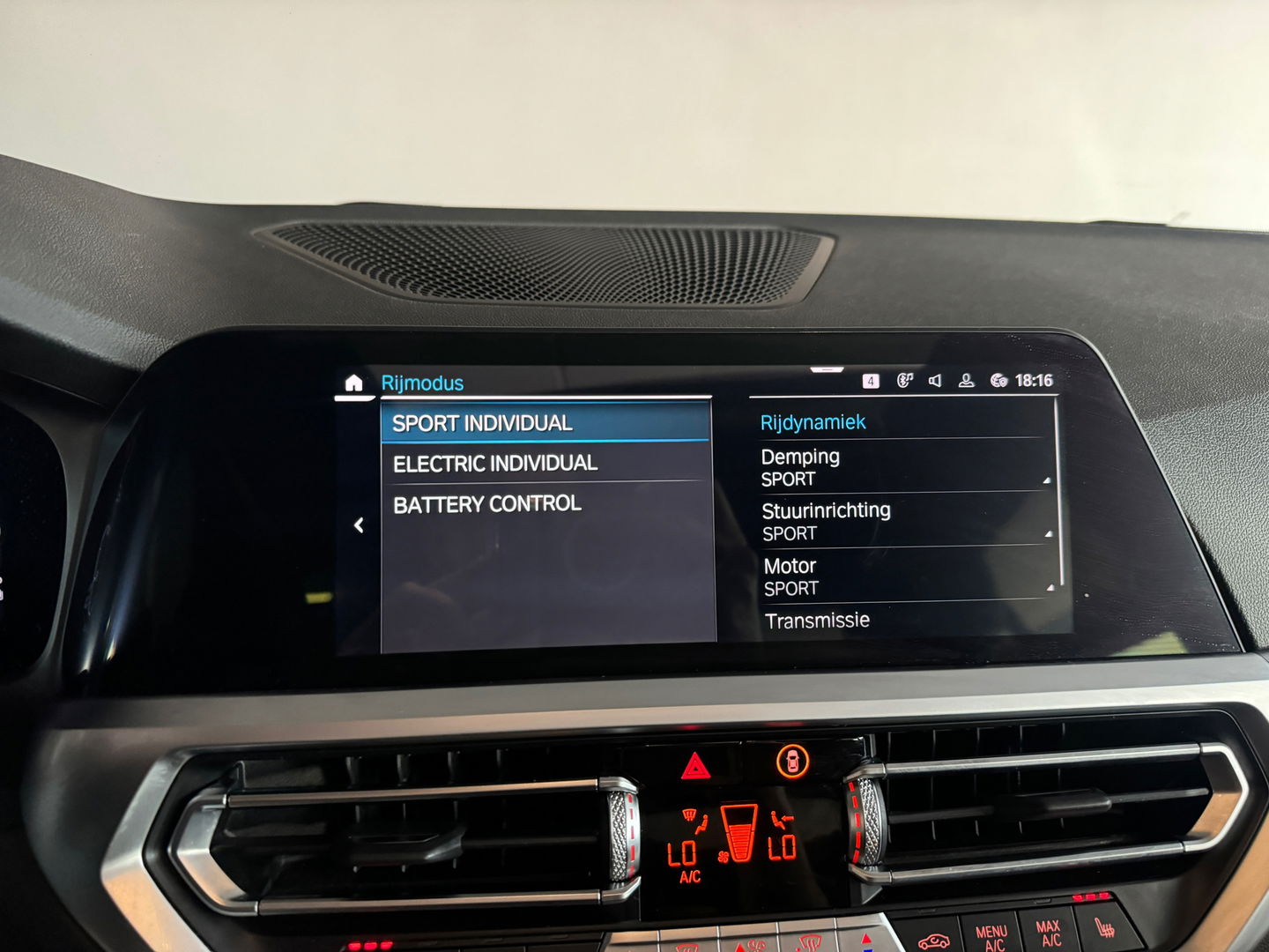 BMW 3-serie 330e High Executive M Sport Pano|HuD|ACC|Laser