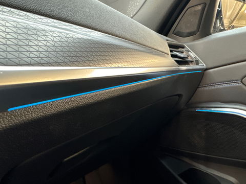 BMW 3 Serie Touring 330e M Sport Pano|Trekhaak|HuD|360C|ACC
