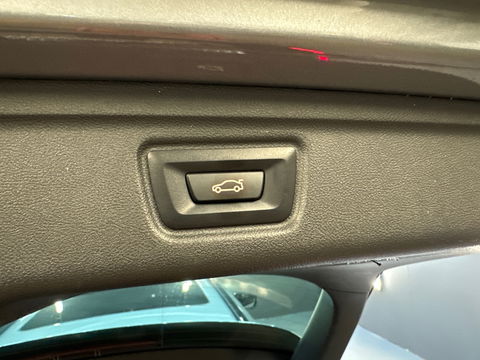 BMW 3 Serie Touring 330e M Sport Pano|Trekhaak|HuD|360C|ACC