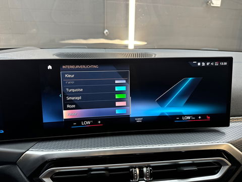 BMW 3 Serie Touring 330e M Sport Pano|Trekhaak|HuD|360C|ACC