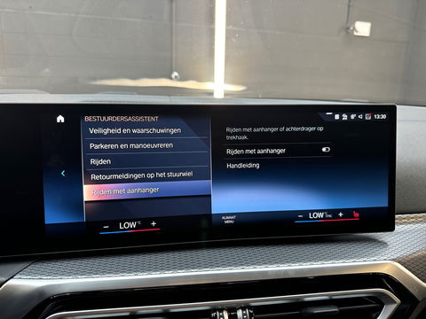 BMW 3 Serie Touring 330e M Sport Pano|Trekhaak|HuD|360C|ACC