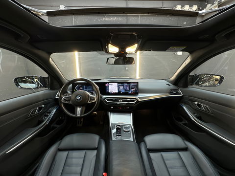 BMW 3 Serie Touring 330e M Sport Pano|Trekhaak|HuD|360C|ACC