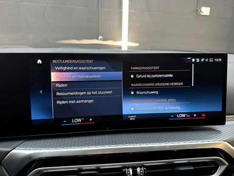 BMW 3 Serie Touring 330e M Sport Pano|Trekhaak|HuD|360C|ACC