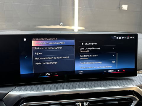 BMW 3 Serie Touring 330e M Sport Pano|Trekhaak|HuD|360C|ACC