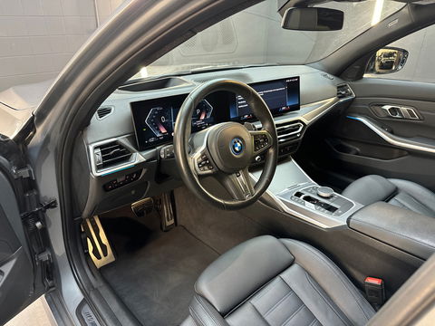 BMW 3 Serie Touring 330e M Sport Pano|Trekhaak|HuD|360C|ACC