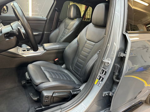 BMW 3 Serie Touring 330e M Sport Pano|Trekhaak|HuD|360C|ACC