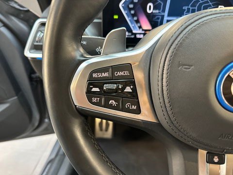 BMW 3 Serie Touring 330e M Sport Pano|Trekhaak|HuD|360C|ACC