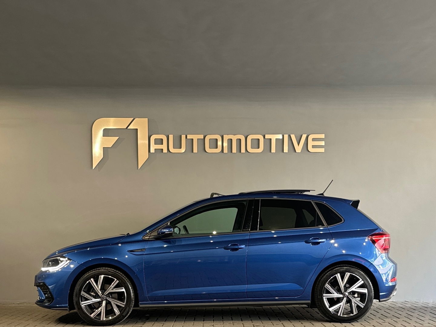 Volkswagen Polo 1.0 TSI 2X R-Line Pano|IQ|CarPlay|ACC|Camera