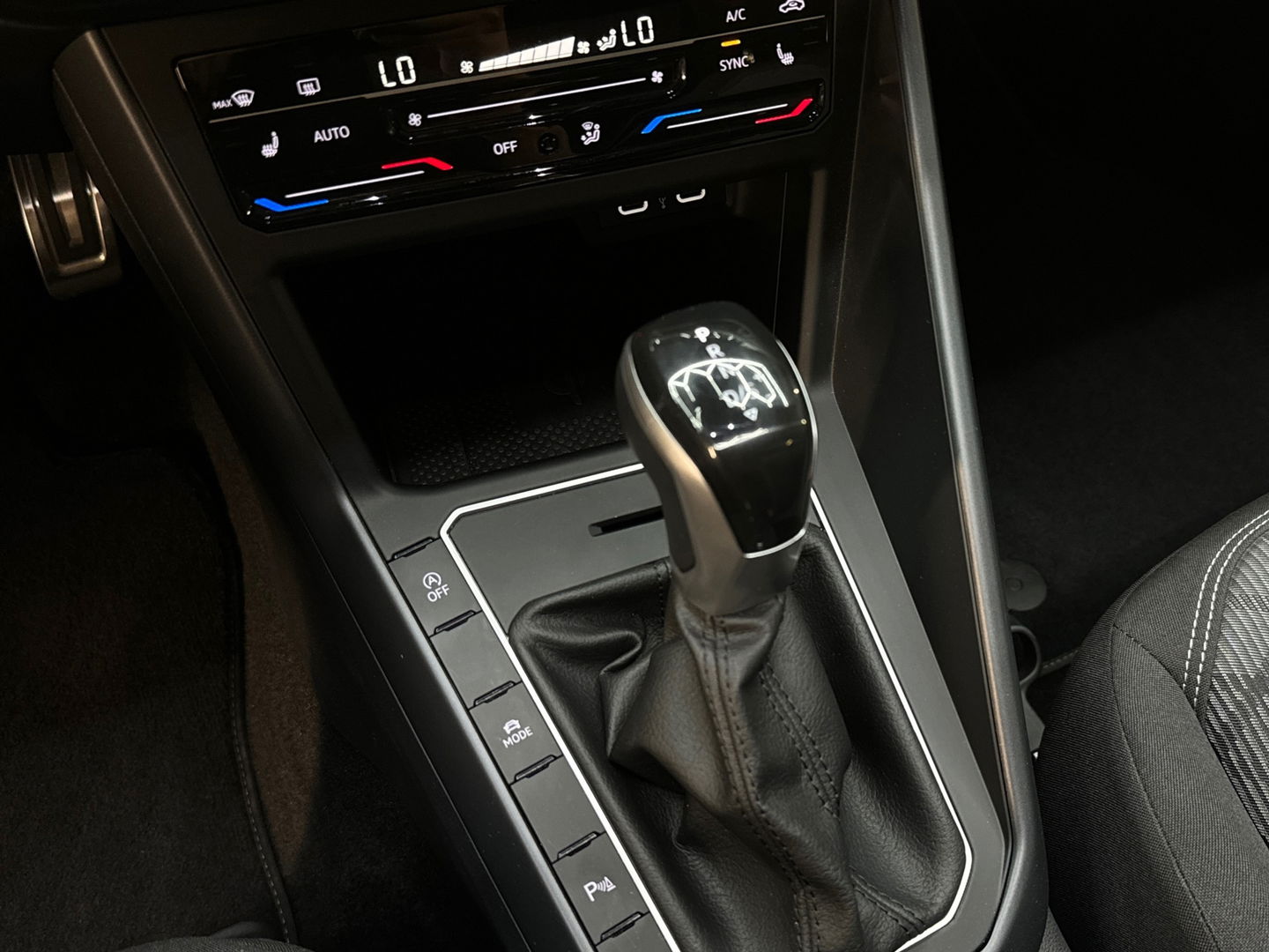 Volkswagen Polo 1.0 TSI 2X R-Line Pano|IQ|CarPlay|ACC|Camera