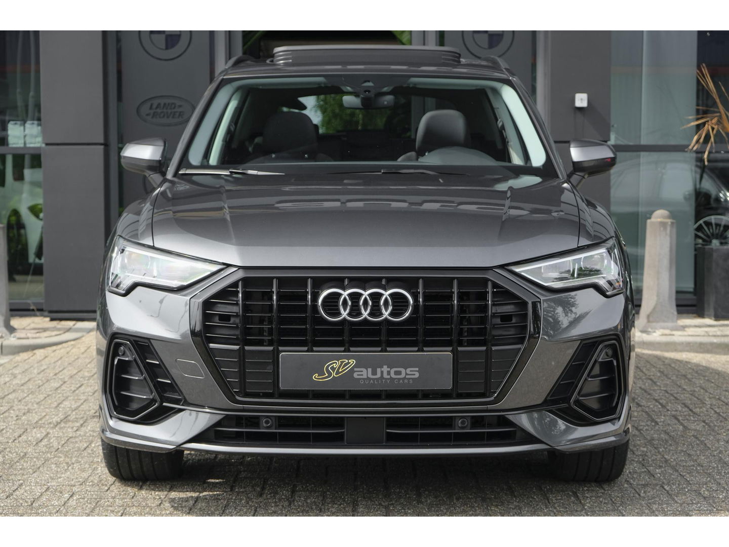 Audi Q3 35 TFSI 150pk S-line Panoramadak *BTW* Virtual cockpit Trekhaak Camera Sportstoelen Navigatie
