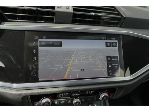Audi Q3 35 TFSI 150pk S-line Panoramadak *BTW* Virtual cockpit Trekhaak Camera Sportstoelen Navigatie