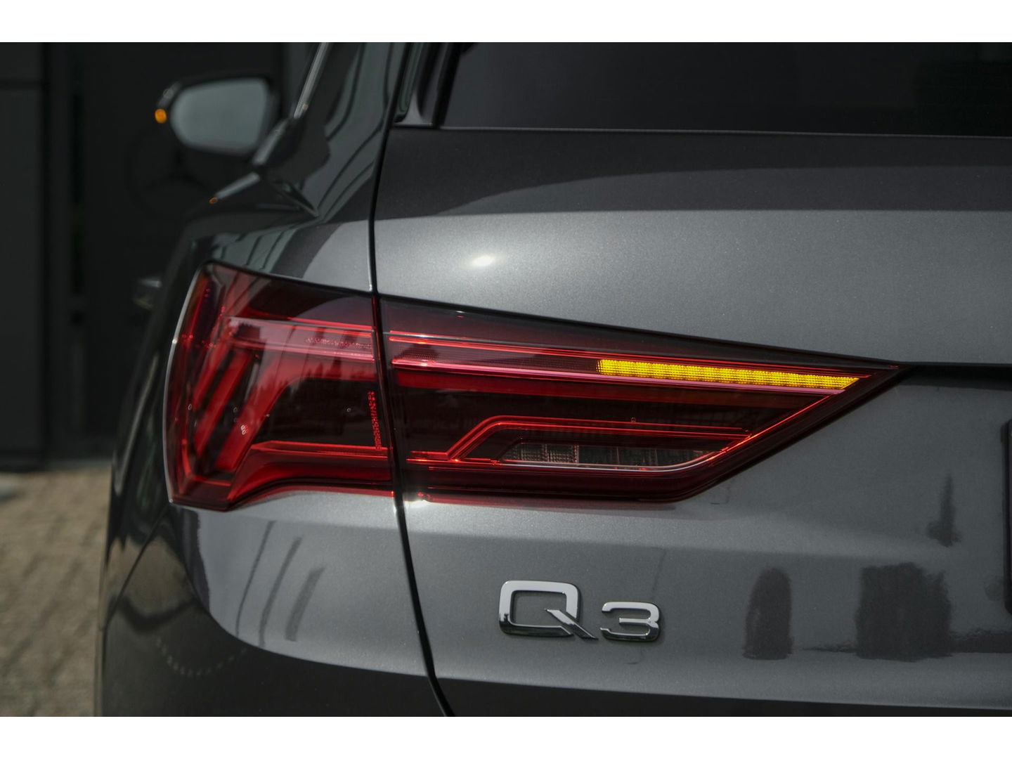 Audi Q3 35 TFSI 150pk S-line Panoramadak *BTW* Virtual cockpit Trekhaak Camera Sportstoelen Navigatie