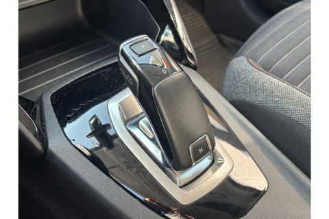 Peugeot 208 1.2 PURETECH ACTIVE AUTOMAAT NAVI LMV PDC