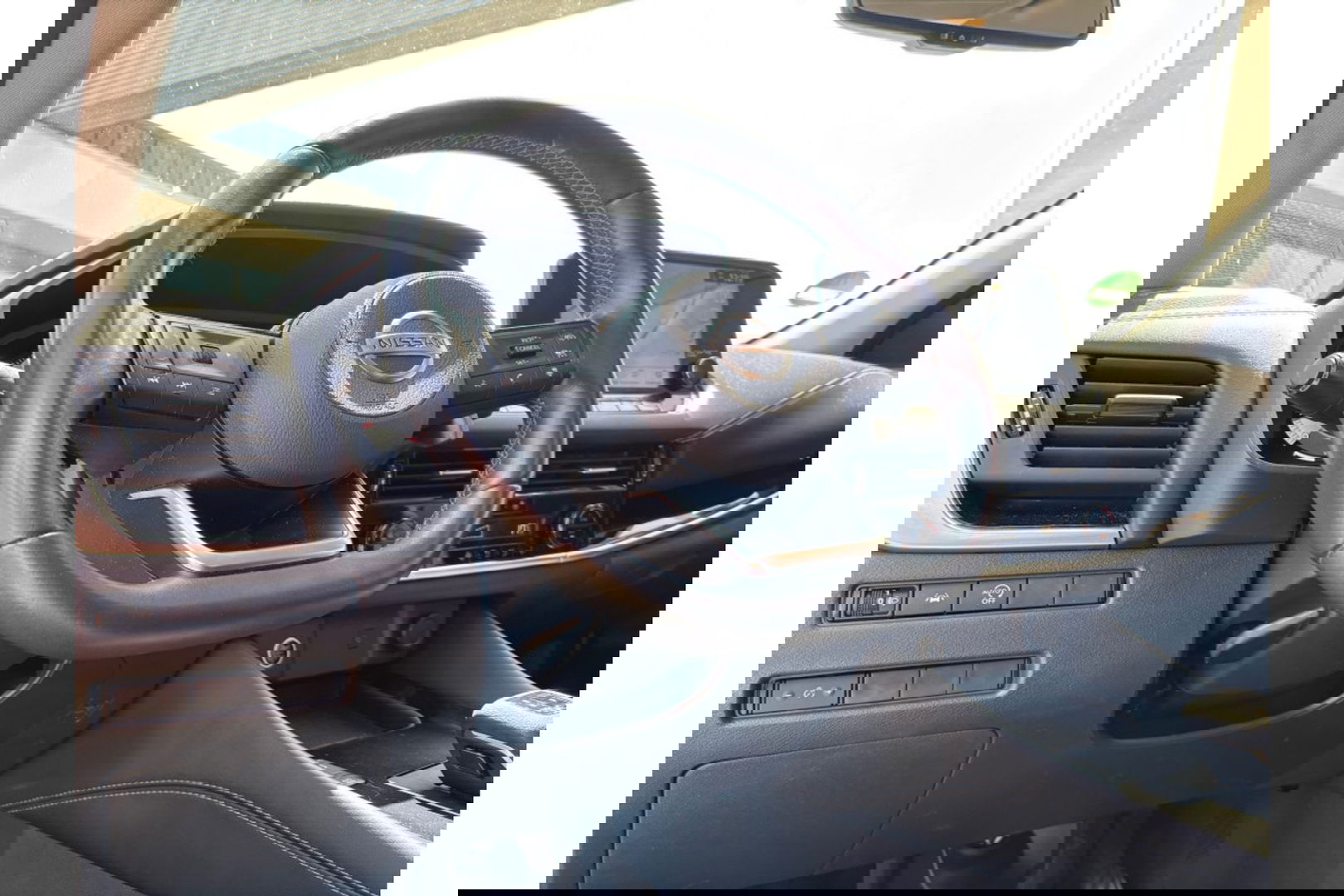 Nissan QASHQAI 1.3 MHEV X TEKNA AUTOMAAT NAVI LMV PDC-360gr CAMERA