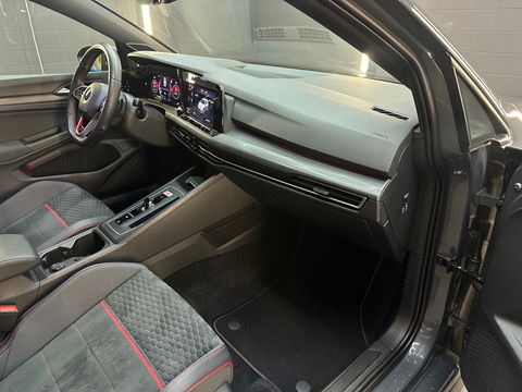 Volkswagen Golf 2.0 TSI GTI Clubsport Pano|IQ|H/K|Keyles|VOL