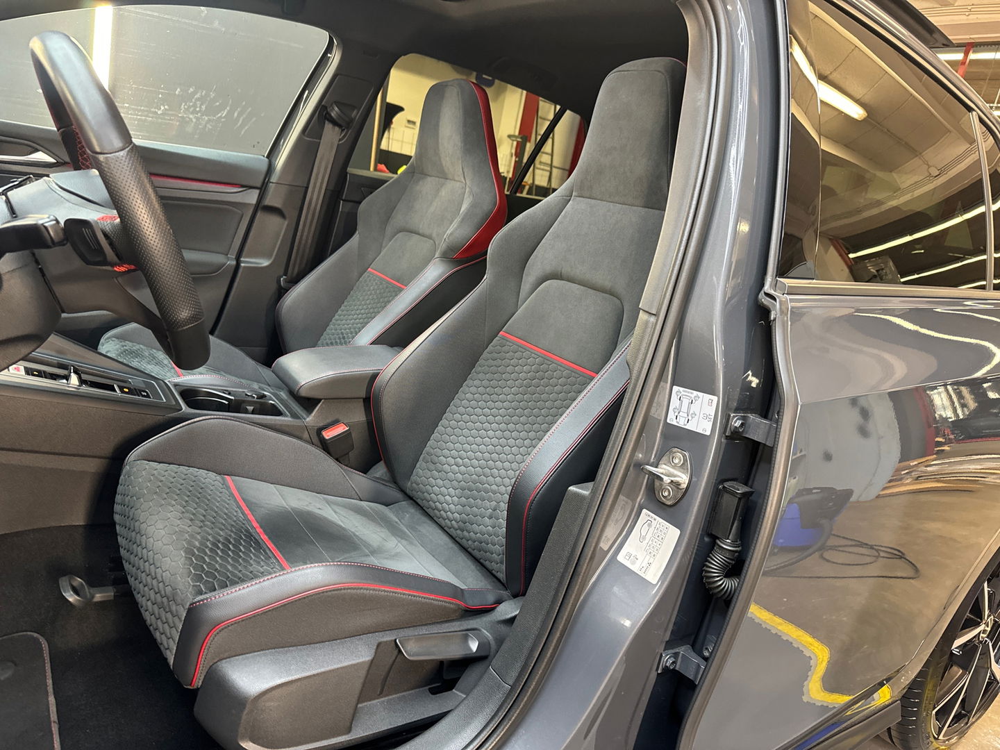 Volkswagen Golf 2.0 TSI GTI Clubsport Pano|IQ|H/K|Keyles|VOL