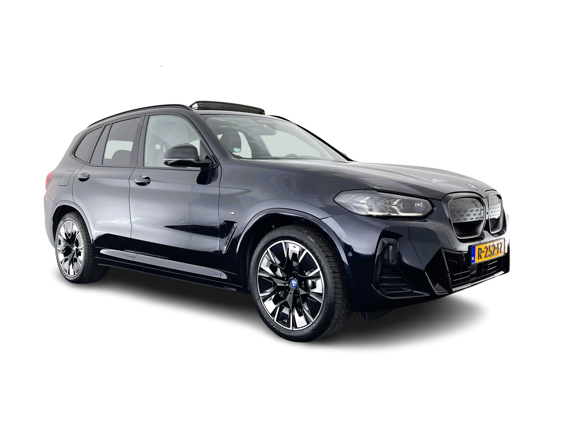 BMW iX3 High Executive Shadow-line-Plus-Pack 80 kWh [ 3-Fase ] (INCL-BTW) *PANO | LUXURY-LEATHER | FULL-LED | MEMORY-PACK | HEAD-UP | ADAPTIVE-CRUISE | TOPVIEW | HARMAN/KARDON-AUDIO | BLIND-SPOT | SPORT-SEATS | DAB+ | CARPLAY | KEYLESS | 20''ALU*