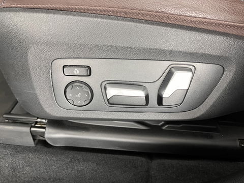 BMW iX3 High Executive Shadow-line-Plus-Pack 80 kWh [ 3-Fase ] (INCL-BTW) *PANO | LUXURY-LEATHER | FULL-LED | MEMORY-PACK | HEAD-UP | ADAPTIVE-CRUISE | TOPVIEW | HARMAN/KARDON-AUDIO | BLIND-SPOT | SPORT-SEATS | DAB+ | CARPLAY | KEYLESS | 20''ALU*