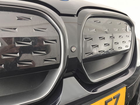 BMW iX3 High Executive Shadow-line-Plus-Pack 80 kWh [ 3-Fase ] (INCL-BTW) *PANO | LUXURY-LEATHER | FULL-LED | MEMORY-PACK | HEAD-UP | ADAPTIVE-CRUISE | TOPVIEW | HARMAN/KARDON-AUDIO | BLIND-SPOT | SPORT-SEATS | DAB+ | CARPLAY | KEYLESS | 20''ALU*