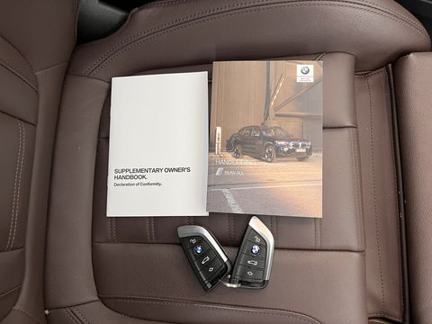 BMW iX3 High Executive Shadow-line-Plus-Pack 80 kWh [ 3-Fase ] (INCL-BTW) *PANO | LUXURY-LEATHER | FULL-LED | MEMORY-PACK | HEAD-UP | ADAPTIVE-CRUISE | TOPVIEW | HARMAN/KARDON-AUDIO | BLIND-SPOT | SPORT-SEATS | DAB+ | CARPLAY | KEYLESS | 20''ALU*