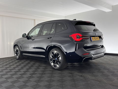 BMW iX3 High Executive Shadow-line-Plus-Pack 80 kWh [ 3-Fase ] (INCL-BTW) *PANO | LUXURY-LEATHER | FULL-LED | MEMORY-PACK | HEAD-UP | ADAPTIVE-CRUISE | TOPVIEW | HARMAN/KARDON-AUDIO | BLIND-SPOT | SPORT-SEATS | DAB+ | CARPLAY | KEYLESS | 20''ALU*