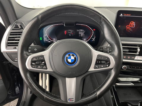 BMW iX3 High Executive Shadow-line-Plus-Pack 80 kWh [ 3-Fase ] (INCL-BTW) *PANO | LUXURY-LEATHER | FULL-LED | MEMORY-PACK | HEAD-UP | ADAPTIVE-CRUISE | TOPVIEW | HARMAN/KARDON-AUDIO | BLIND-SPOT | SPORT-SEATS | DAB+ | CARPLAY | KEYLESS | 20''ALU*