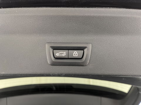 BMW iX3 High Executive Shadow-line-Plus-Pack 80 kWh [ 3-Fase ] (INCL-BTW) *PANO | LUXURY-LEATHER | FULL-LED | MEMORY-PACK | HEAD-UP | ADAPTIVE-CRUISE | TOPVIEW | HARMAN/KARDON-AUDIO | BLIND-SPOT | SPORT-SEATS | DAB+ | CARPLAY | KEYLESS | 20''ALU*