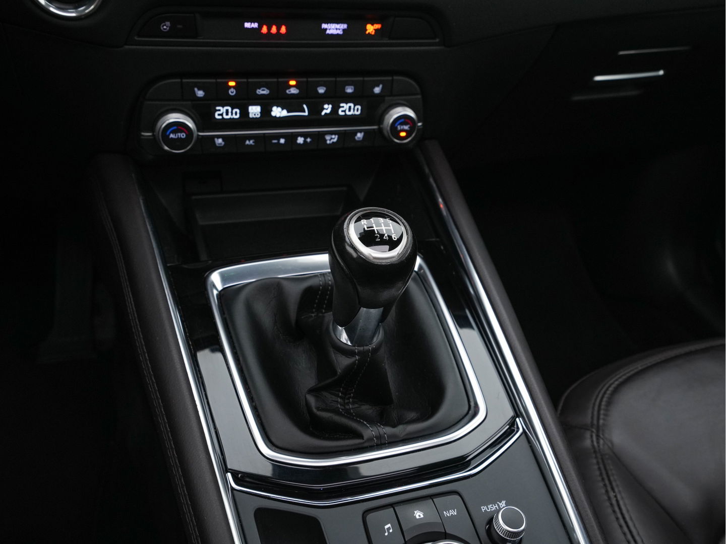 Mazda CX-5 2.0 SkyActiv-G 165 Signature *PANO | LUXURY-LEATHER | BOSE-SOUNDSYSTEM | FULL-LED | ADAPTIVE-CRUISE | MEMORY-PACK |  HEAD-UP | KEYLESS | TOP-VIEW | BLINDSPOT | HEATED/COOLED-COMFORTSEATS | NAVI-FULLMAP | LANE-ASSIST |  .