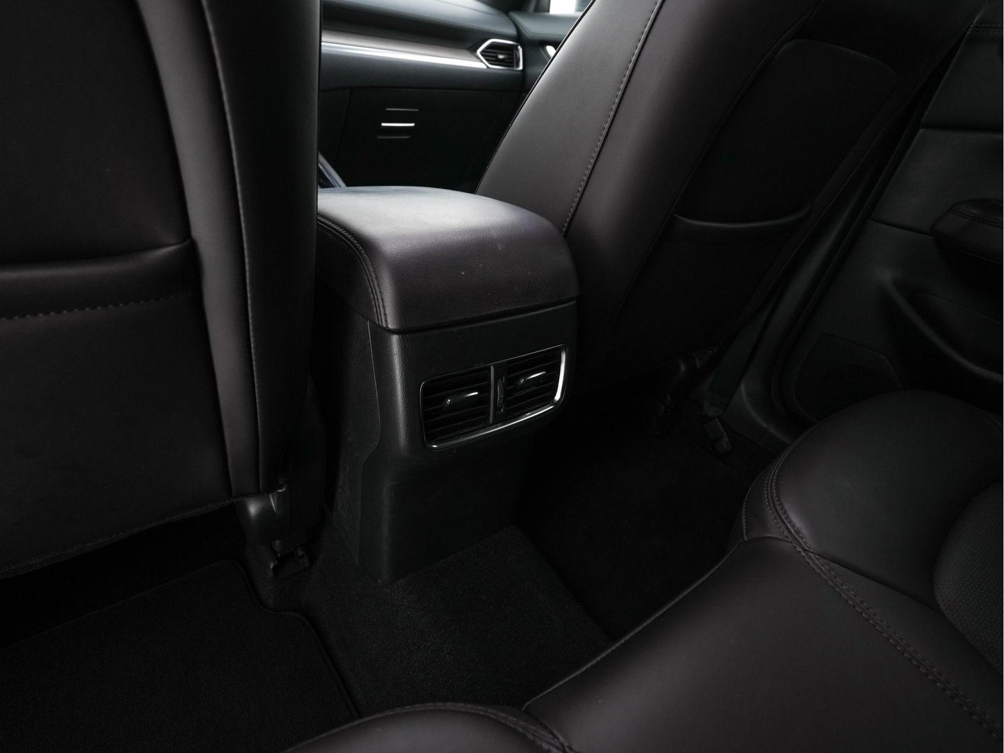 Mazda CX-5 2.0 SkyActiv-G 165 Signature *PANO | LUXURY-LEATHER | BOSE-SOUNDSYSTEM | FULL-LED | ADAPTIVE-CRUISE | MEMORY-PACK |  HEAD-UP | KEYLESS | TOP-VIEW | BLINDSPOT | HEATED/COOLED-COMFORTSEATS | NAVI-FULLMAP | LANE-ASSIST |  .