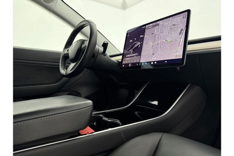 Tesla Model 3 Long Range AWD 75 kWh 360Camera 351PK Autopilot Pano Memory LED Cruise Clima 19"LMV Navi PDC Stoelverwarming