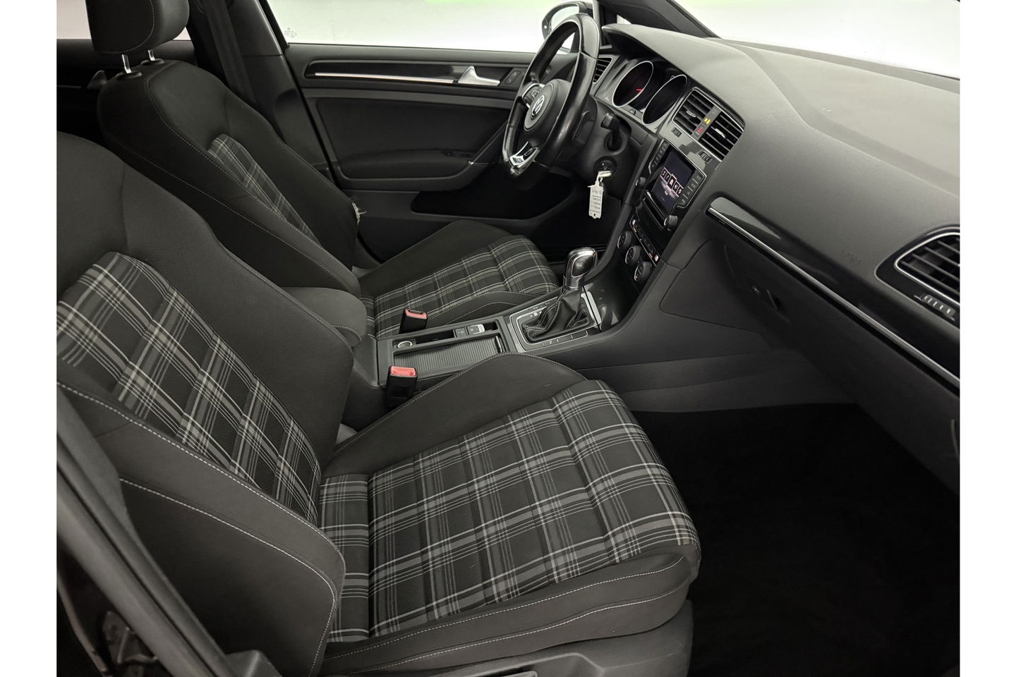 Volkswagen Golf 2.0 TDI GTD 184PK DSG Clima LED Cruise Parkeersensoren 18''LMV Stoelverwarming