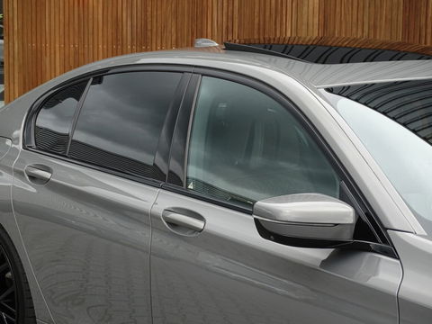 BMW 7 Serie 745e High Executive 394PK M-Individual / laser / 360° / VIP *NAP