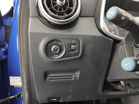 MG Mg Zs EV Luxury 45 kWh (INCL-BTW) *PANO | FULL-LEATHER | CCS-FASTLOADER | KEYLESS | NAVI-FULLMAP | ADAPTIVE-CRUISE | CAMERA | HEATED-SPORT-SEATS | CARPLAY | BLINDSPOT | DAB | LANE-ASSIST | 17"ALU*