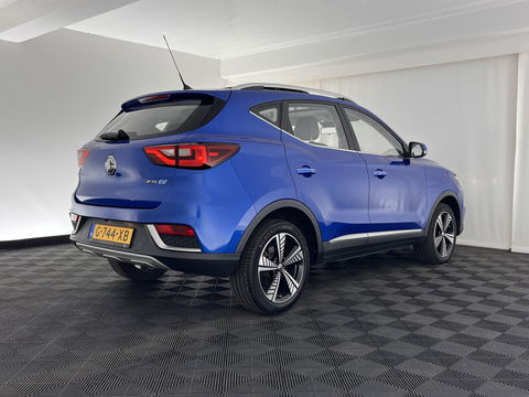 MG Mg Zs EV Luxury 45 kWh (INCL-BTW) *PANO | FULL-LEATHER | CCS-FASTLOADER | KEYLESS | NAVI-FULLMAP | ADAPTIVE-CRUISE | CAMERA | HEATED-SPORT-SEATS | CARPLAY | BLINDSPOT | DAB | LANE-ASSIST | 17"ALU*