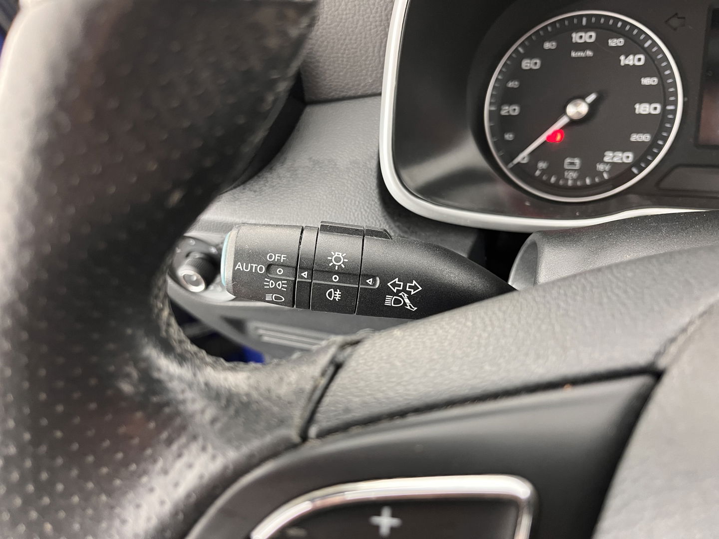 MG Mg Zs EV Luxury 45 kWh (INCL-BTW) *PANO | FULL-LEATHER | CCS-FASTLOADER | KEYLESS | NAVI-FULLMAP | ADAPTIVE-CRUISE | CAMERA | HEATED-SPORT-SEATS | CARPLAY | BLINDSPOT | DAB | LANE-ASSIST | 17"ALU*
