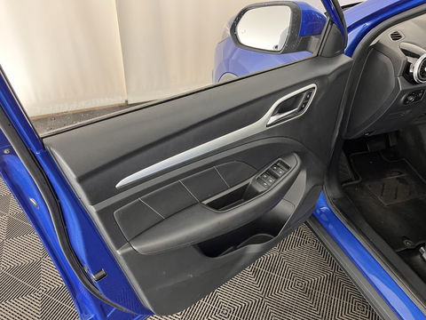 MG Mg Zs EV Luxury 45 kWh (INCL-BTW) *PANO | FULL-LEATHER | CCS-FASTLOADER | KEYLESS | NAVI-FULLMAP | ADAPTIVE-CRUISE | CAMERA | HEATED-SPORT-SEATS | CARPLAY | BLINDSPOT | DAB | LANE-ASSIST | 17"ALU*