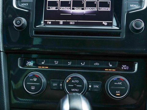 Volkswagen Golf GTI 2.0 TSI DSG | 300PK | Volledig onderhouden!