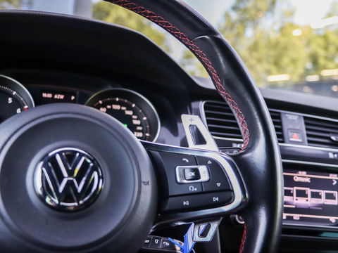 Volkswagen Golf GTI 2.0 TSI DSG | 300PK | Volledig onderhouden!