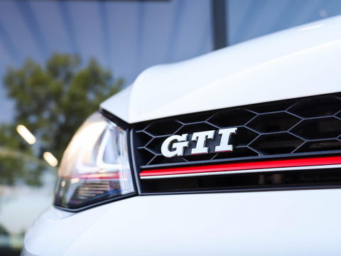 Volkswagen Golf GTI 2.0 TSI DSG | 300PK | Volledig onderhouden!