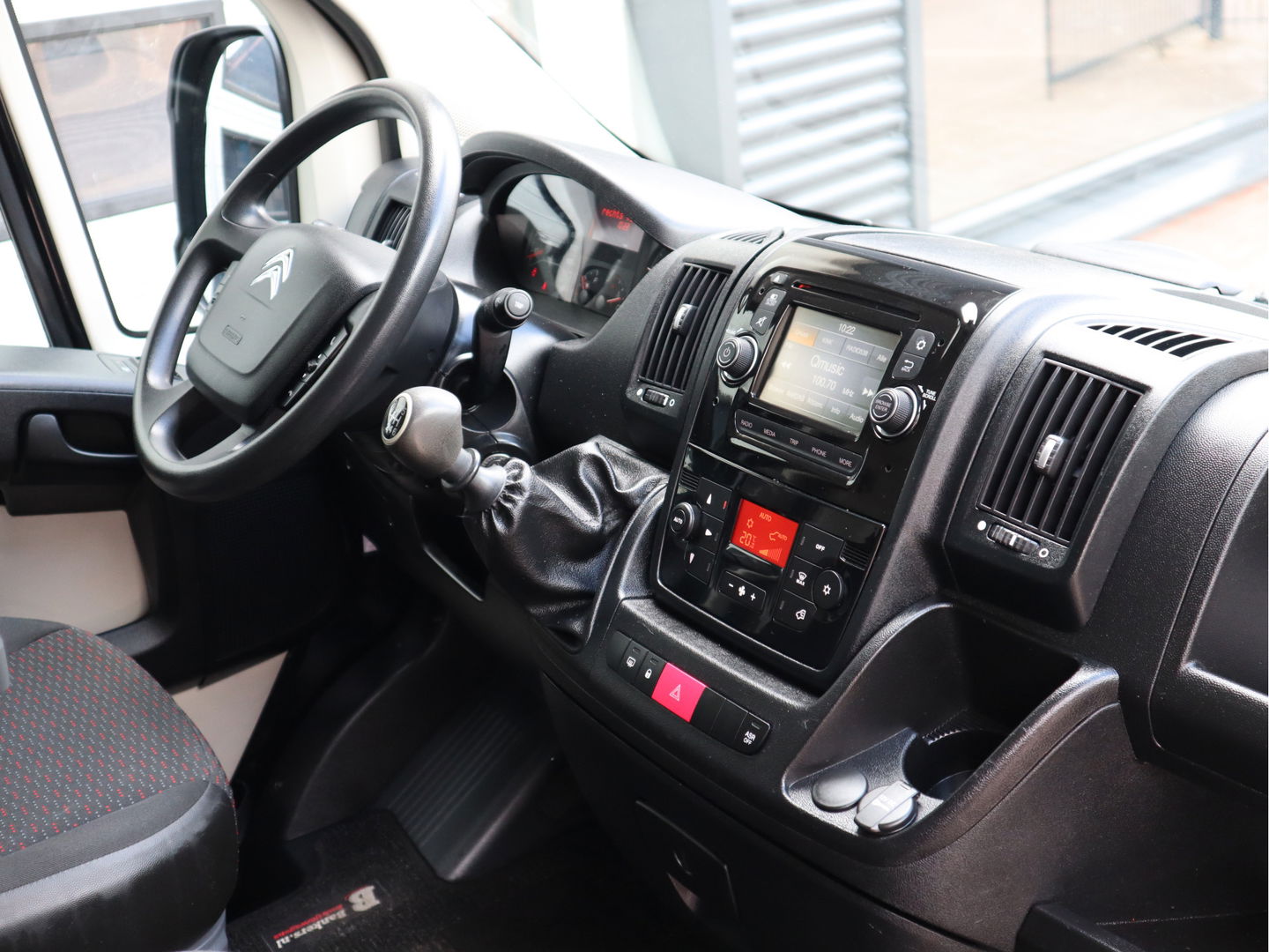 Citroën Jumper 2.2 HDI 150pk L2H2 - Camera - Cruise - Clima